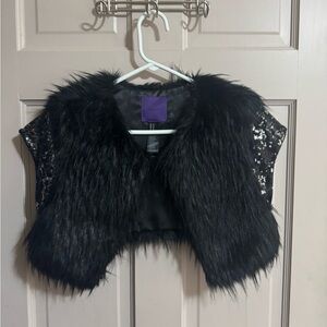 Women’s Faux Fur Rue 21 Cropped Shrug Black Size Medium